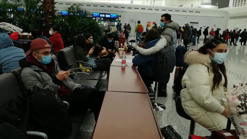 Españoles repatriados de Wuhan, China, serán aislados por 14 días ante la amenaza del coronavirus