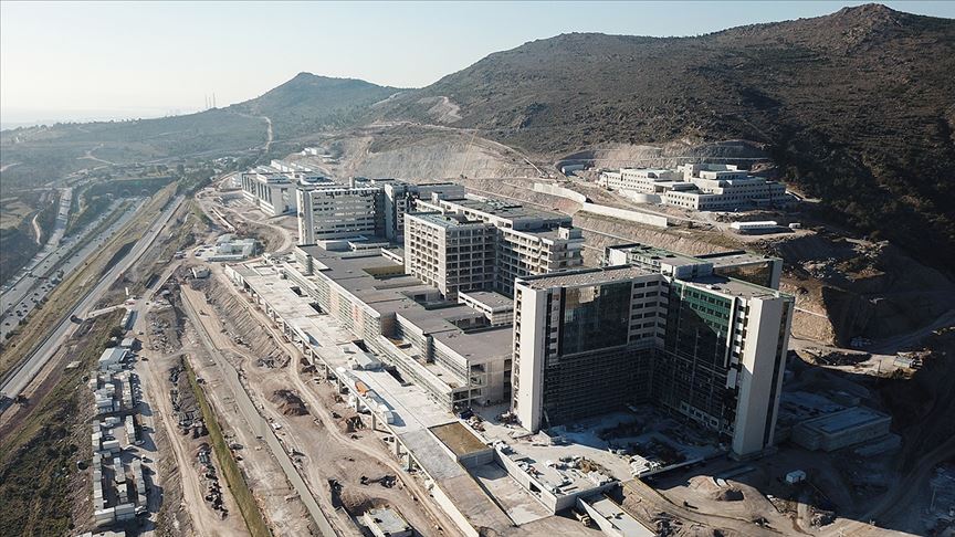 izmir in saglik ussu nde binalar yukseliyor
