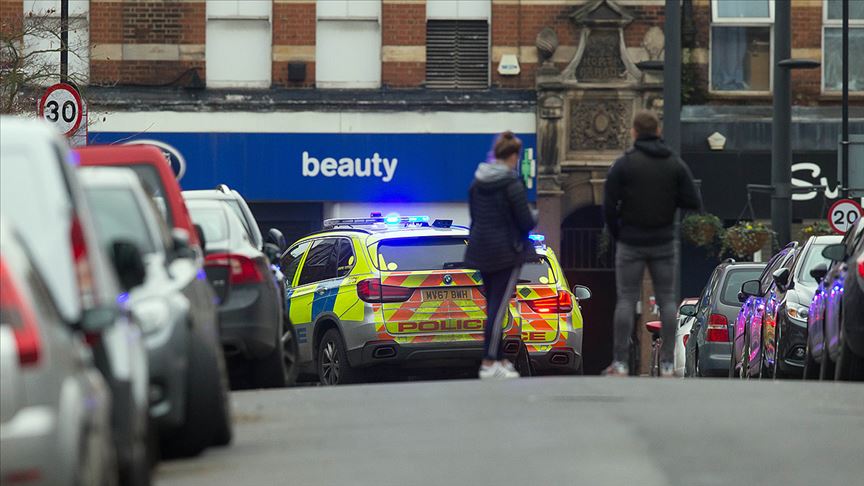 Londra'da terör bağlantılı olayda bir kişi vurularak öldürüldü