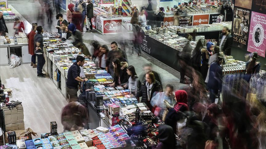 7 Uluslararasi Cnr Kitap Fuari Basliyor