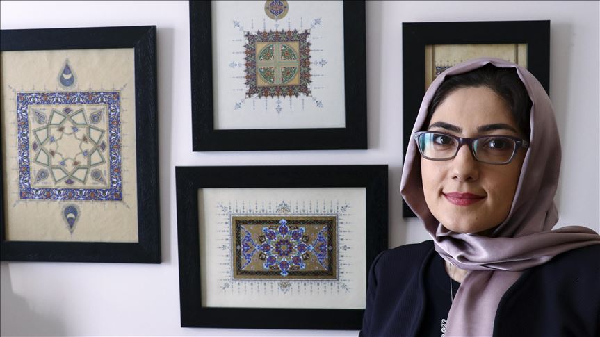 Ornamentation artist mirrors harmony of Iranian, Ottoman patterns