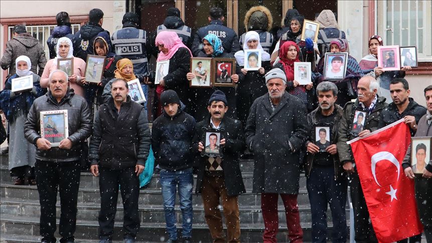 Turkey: Families' protest against YPG/PKK growing
