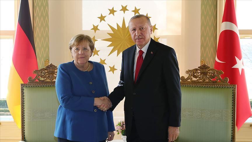 Erdogan razgovarao s Merkel