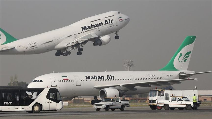 ورود هواپیمای حامل ایرانیان از ووهان چین به تهران 