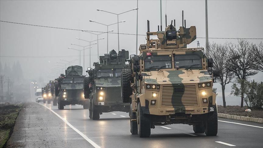 تركيا ترسل تعزيزات إضافية إلى نقاط المراقبة داخل إدلب