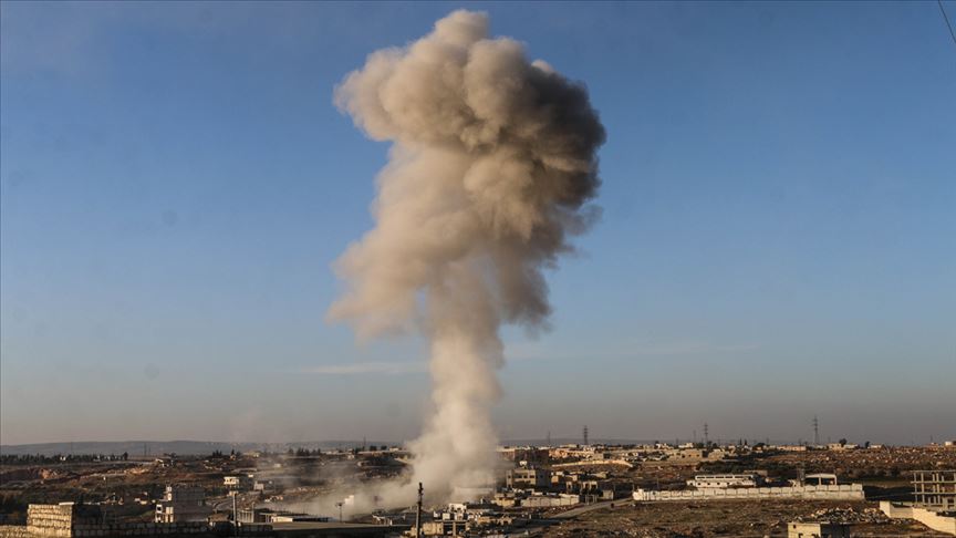 Rusya ve Esed rejiminin İdlib'e hava saldırılarında 4 sivil hayatını kaybetti