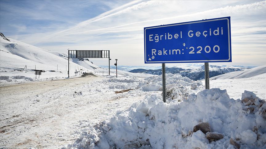 Tipi nedeniyle kapanan Eğribel Geçidi ulaşıma açıldı