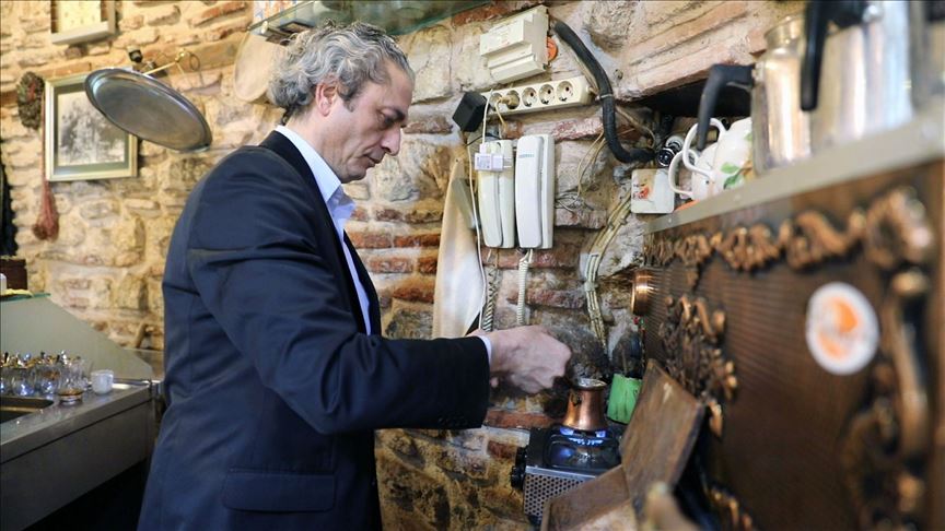 Istanbul Cafe Brewing The Perfect Cuppa For 111 Years