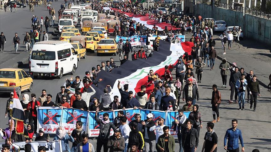 العراق.. احتجاجات ترفض علاوي وتندد بالعنف ضد المتظاهرين