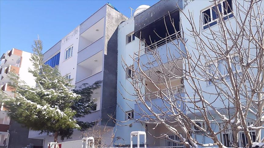 Mardin'de yangın çıkan evde anne ve 3 çocuğu öldü