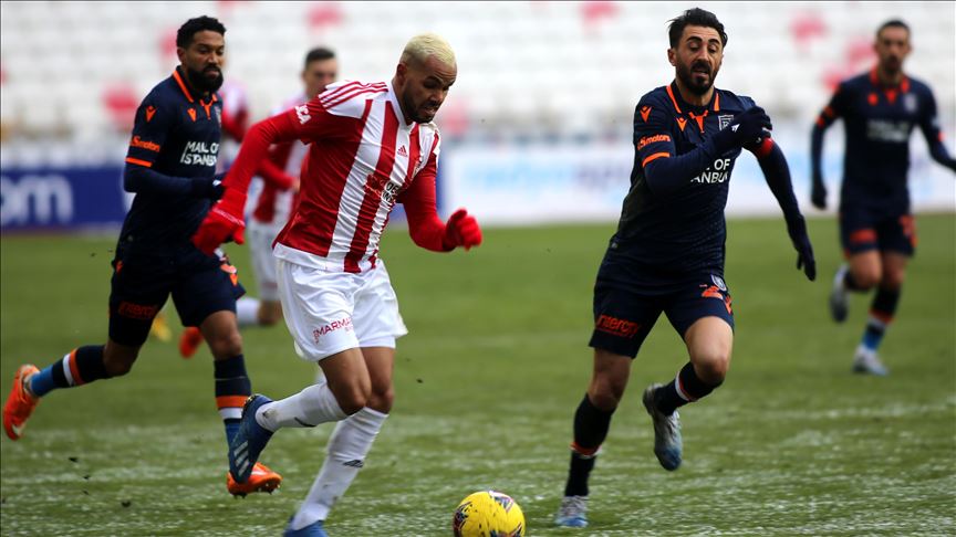 Super liga Turske: Višćin Basaksehir remizirao u derbiju kola sa Sivassporom