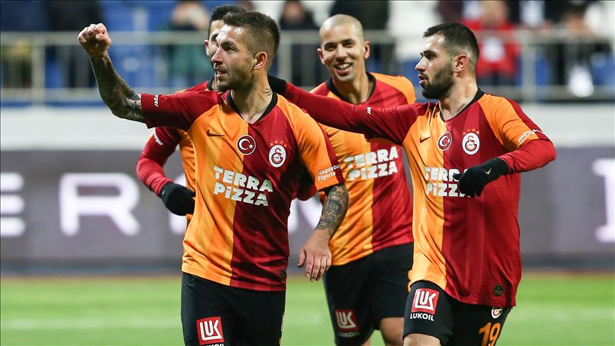 Football:Reigning champs Galatasaray step closer to top