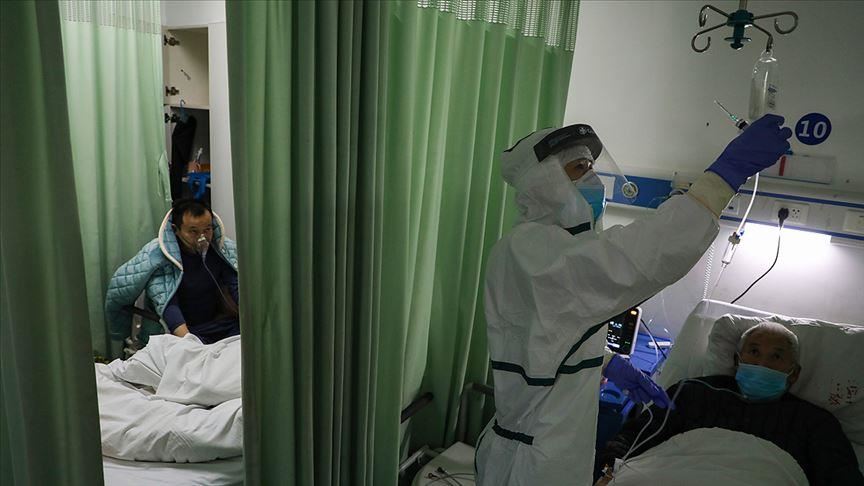 Death toll in China’s coronavirus outbreak rises to 812