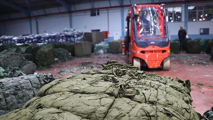 Atık kumaşlardan elde edilen iplikler 54 ülkeye ihraç ediliyor 