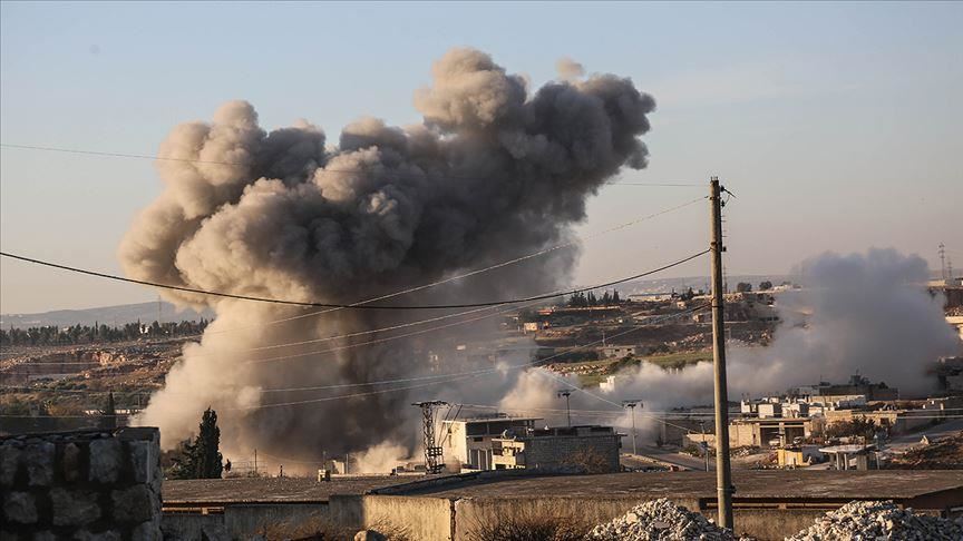 مقتل 13 مدنيا في قصف للنظام السوري على إدلب 