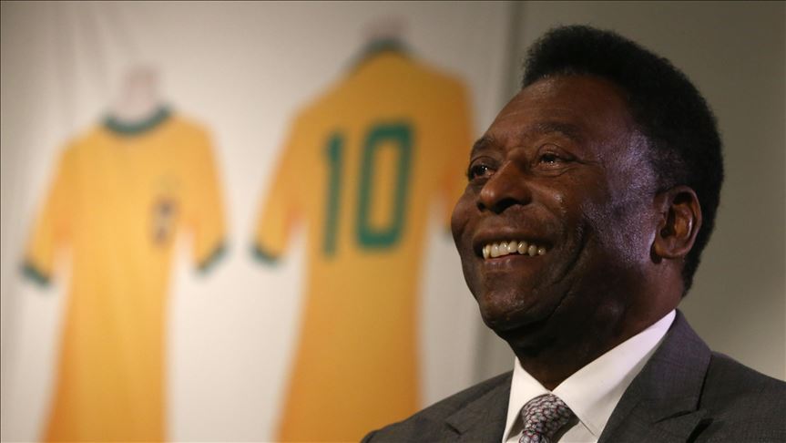 Pelé, la leyenda del fútbol brasileño, tiene depresión y está recluido en casa