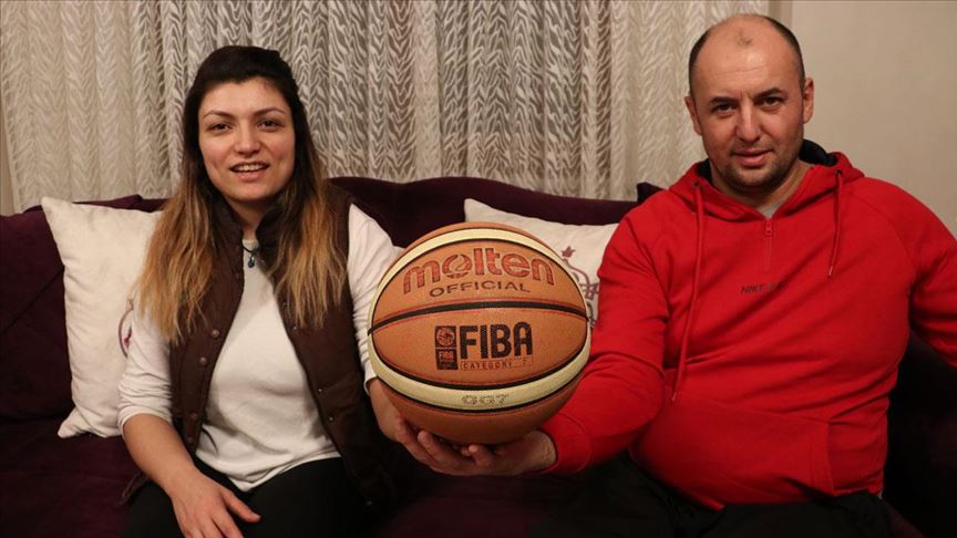 Pota altında başlayan 'engelsiz' aşk