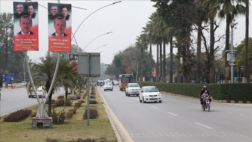 Pakistan, rrugët zbukurohen me fotografitë e presidentit Erdoğan