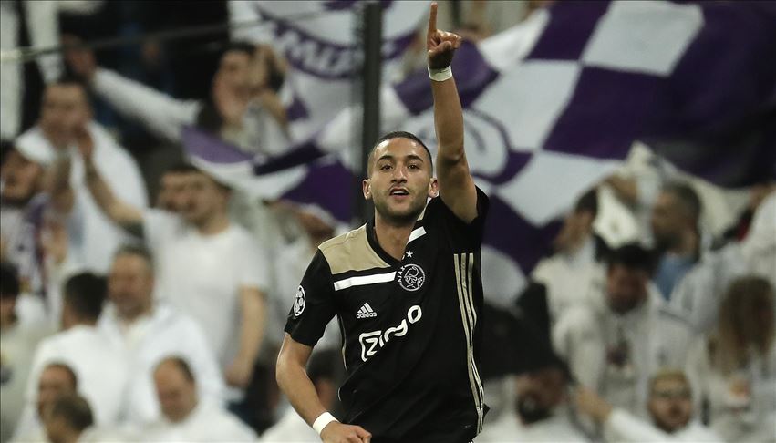 Chelsea to sign Ajax midfielder Ziyech