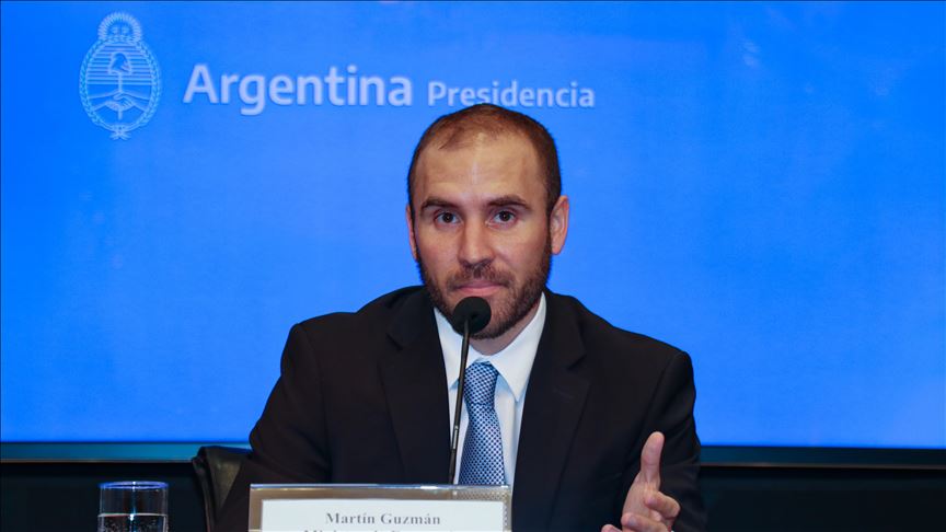 Con visita del FMI, Argentina dice que los fondos extranjeros no marcarán su política macroeconómica