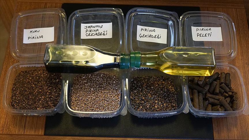 Edremit Körfezi'nden Midilli Adası'na 'zeytin çekirdeği yakıtı' ihracatı
