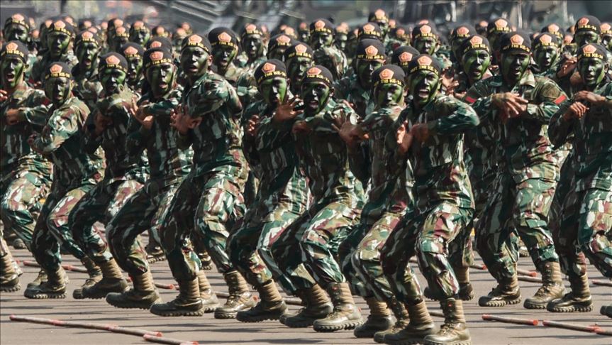 Indonesia terjunkan 50 tentara evakuasi helikopter yang jatuh di Papua