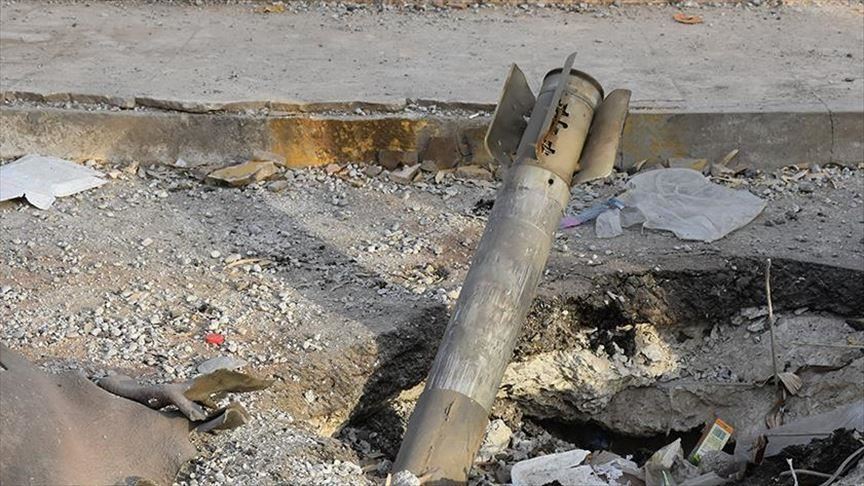 Li Kerkûkê mûşek avêtin baregeha ku eskerên DYAyê lê dimînin
