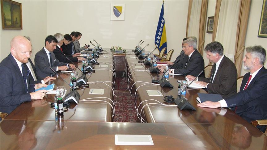 Džaferović sa ambasadorima Kvinte i Sattlerom: Nećemo pristati na ultimatume i blokade iz RS-a