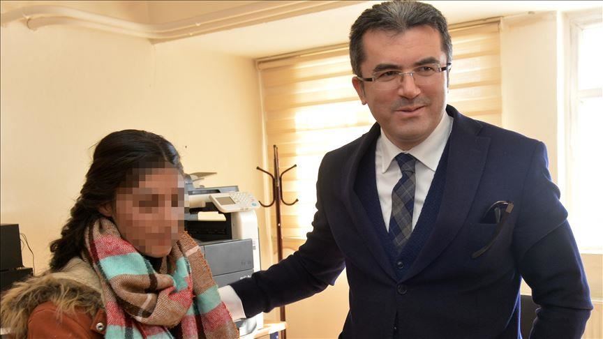 Keçikên ku terorîstan ew direvandin serê çiyê bi hewla Walî hatin xilaskirin