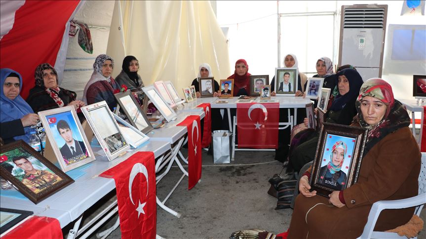 Nobeda ewledan a dayikên Diyarbekirê dewam dike