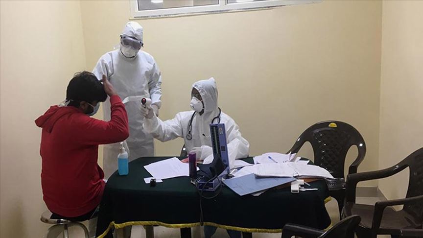Koronavirüsle mücadele çerçevesinde Pekin'de seyahatten dönenler karantinaya alınıyor