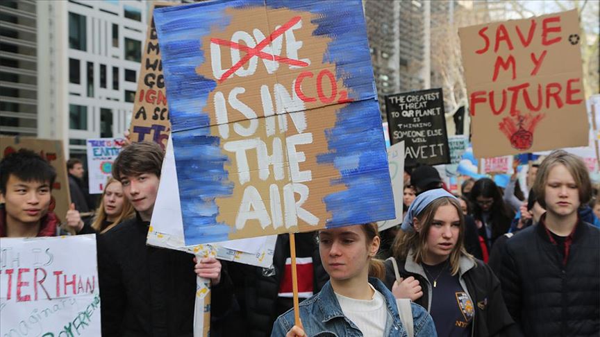 U Londonu održani protesti protiv vladine politike o klimatskim promjenama
