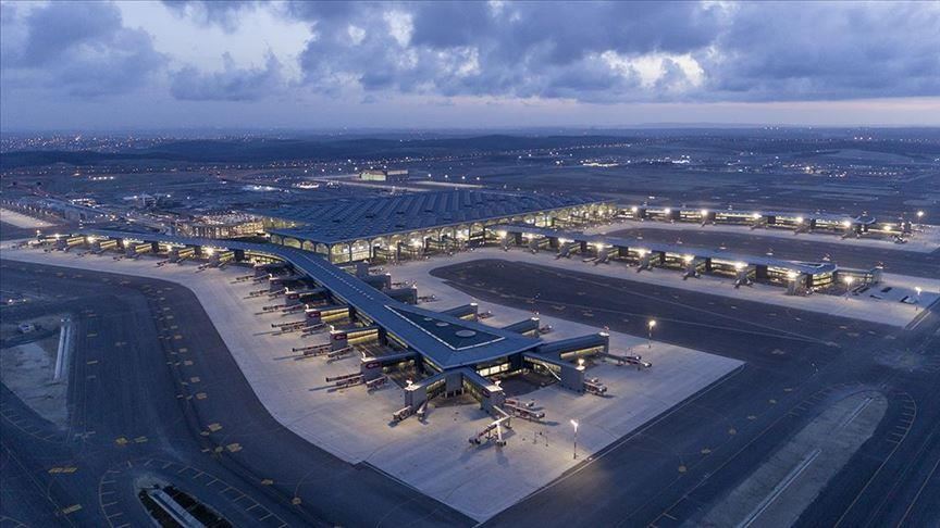 Пассажиропоток в аэропортах Стамбула в январе превысил 8 млн