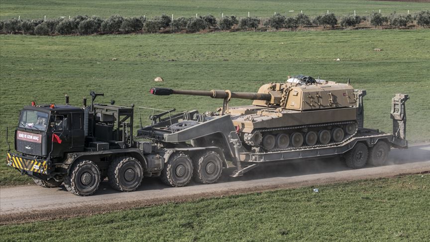 الجيش التركي يعزز نقاط مراقبته بإدلب بمدافع ودبابات