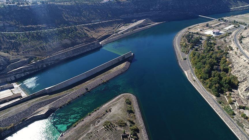 ИНФОГРАФИКА - Производительность 3 крупнейших ГЭС Турции выросла на 106%