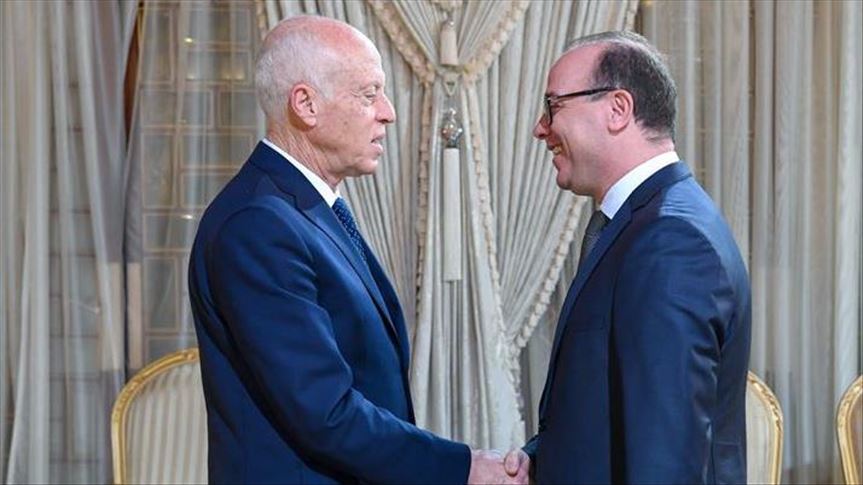 الرئيس التونسي: لا يمكن سحب الثقة من حكومة تصريف الأعمال