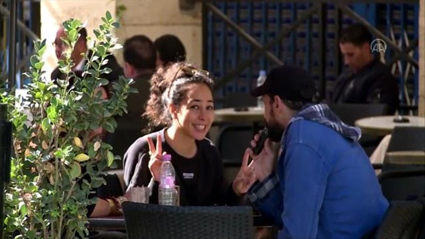 مقهى "طانطنفيل" العريق.. ملتقى مثقفي الجزائر وصندوق ذاكرة العاصمة (فيديو)