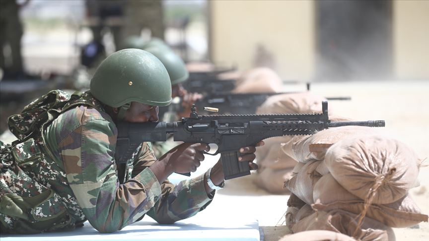 Somali'de terör örgütü Eş-Şebab'a yönelik operasyon: 13 ölü