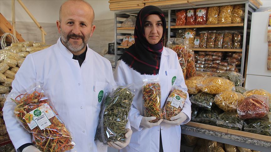 Çocukları için sebze kattığı makarnayla girişimci oldu