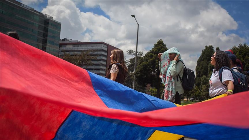 Sindicato de profesores en Colombia llama a paro de 48 horas
