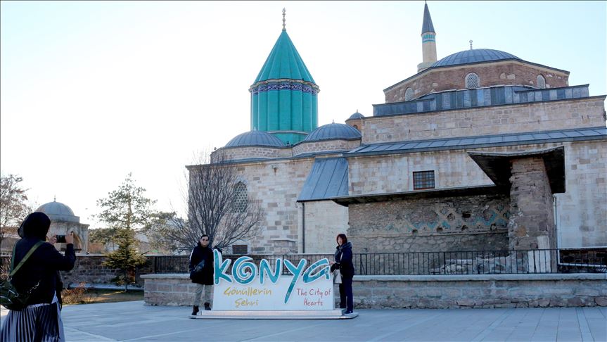 رکورد شمار بازدیدکننده از موزه مولانا در شهر قونیه ترکیه شکسته شد