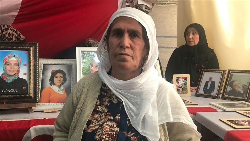 Diyarbakır annelerinin oturma eylemine bir aile daha katıldı