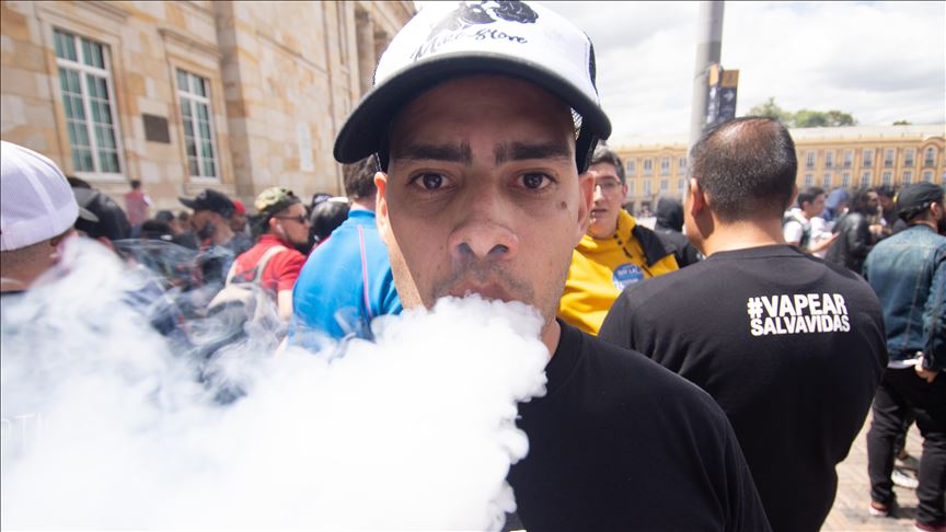 México prohíbe la importación de cigarrillos electrónicos