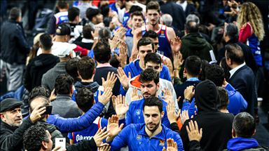 Anadolu Efes'te yeni sezon kombineleri satışa çıktı