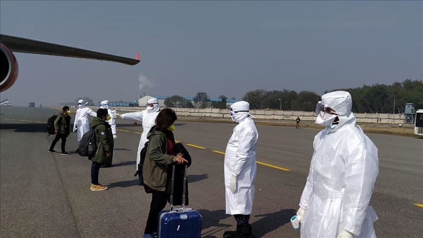 Avión con latinos evacuados de Wuhan llegó a Ucrania