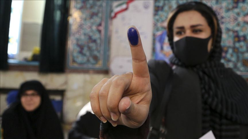 مهلت قانونی رای گیری انتخابات یازدهمین دوره مجلس ایران پایان یافت