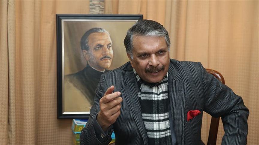 Pakistan: Mangos, nerve gas, projectile killed Ziaulhaq