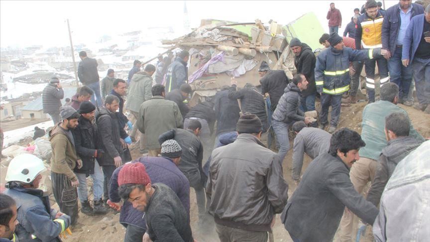 В результате произошедшего в Иране землетрясения в Ване пострадал 21 человек 