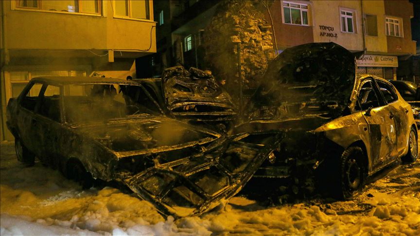 Li Stenbolê 9 wesayît hatin şewitandin