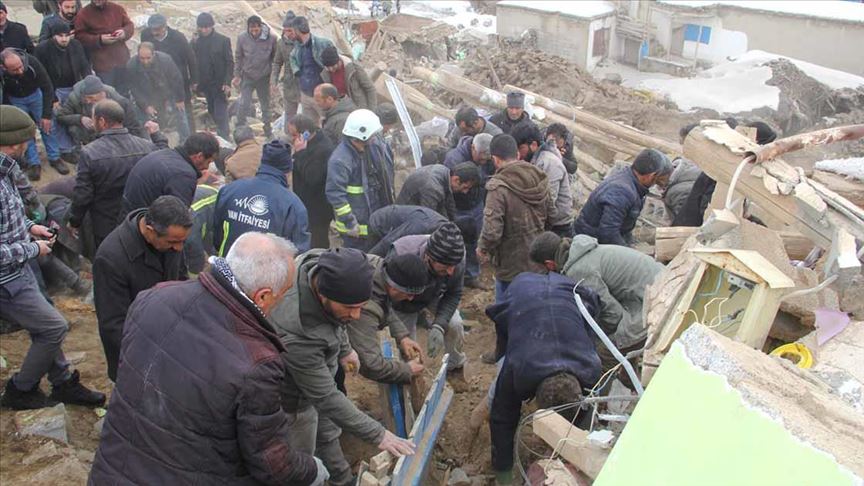 UPDATE - Turska: U zemljotresu u Vanu poginulo devet osoba